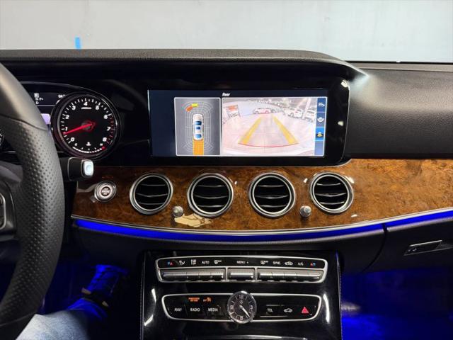 2017 Mercedes-Benz E-CLASS E 300 E 300