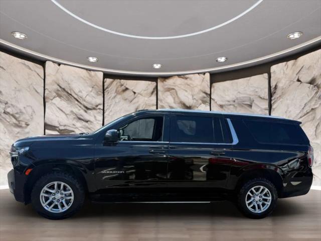 2021 Chevrolet Suburban 4WD LT