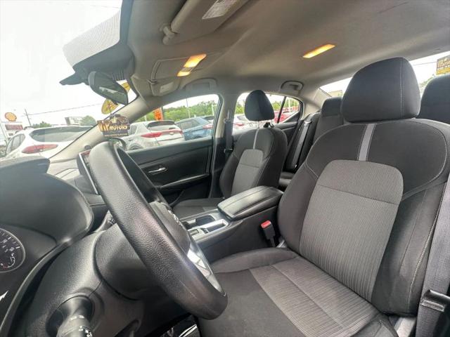 2024 Nissan Sentra SV Xtronic CVT