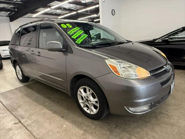 2005 Toyota Sienna XLE