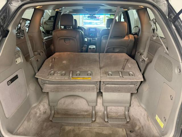 2005 Toyota Sienna XLE