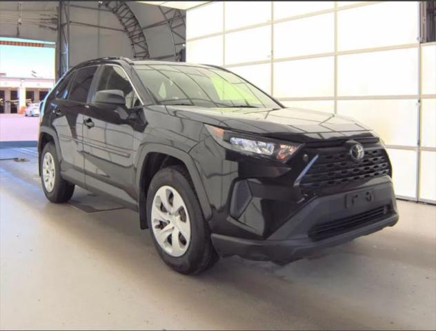 2019 Toyota RAV4 LE for sale in Germantown, MD
