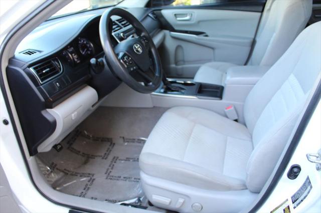 2017 Toyota Camry LE