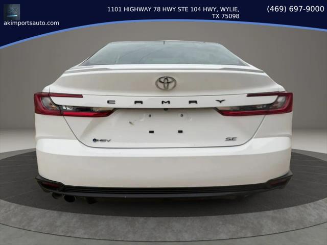 2025 Toyota Camry SE