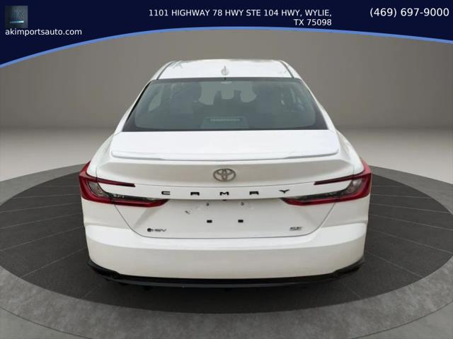 2025 Toyota Camry SE