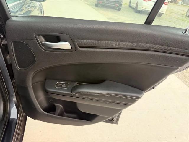 2016 Chrysler 300 300S