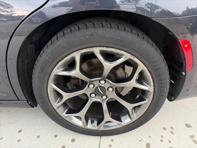 2016 Chrysler 300 300S