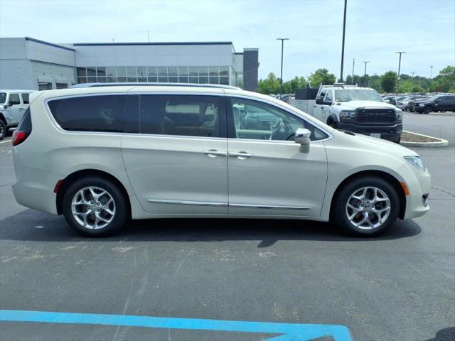 2017 Chrysler Pacifica Limited