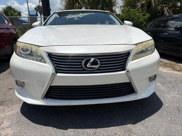 2015 Lexus ES 350 Crafted Line