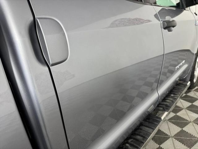 2011 Toyota Tundra Grade 5.7L V8