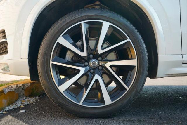 2019 Volvo XC90 T6 Momentum