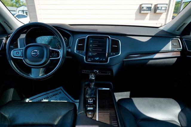 2019 Volvo XC90 T6 Momentum