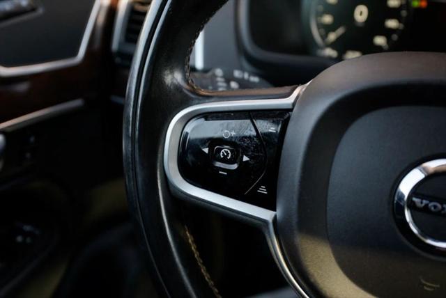 2019 Volvo XC90 T6 Momentum