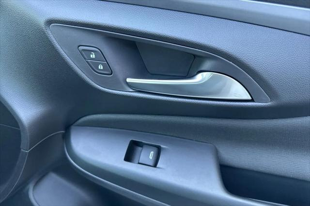 2026 Buick NV Preferred FWD