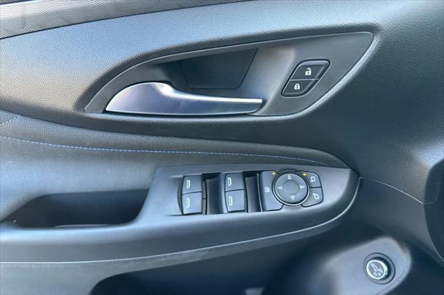 2026 Buick NV Sport Touring FWD