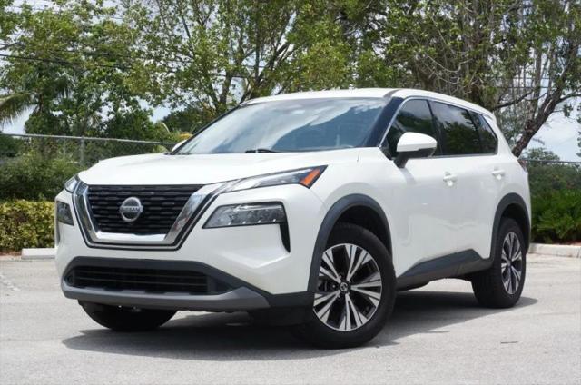 2021 Nissan Rogue SV FWD for sale in West Park, FL