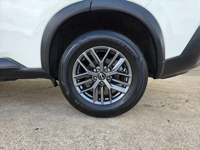 2023 Nissan Rogue S FWD