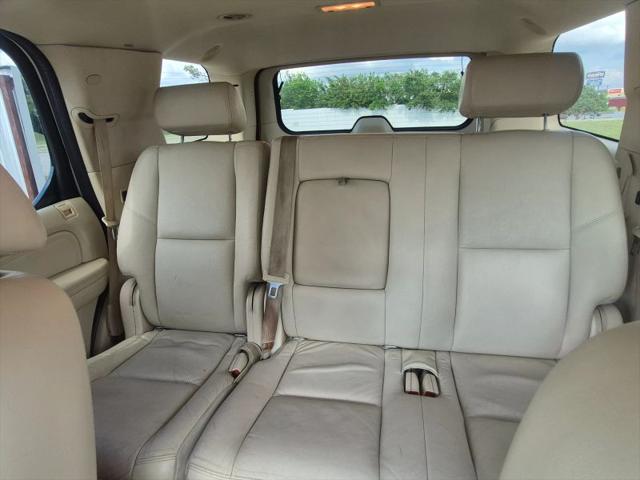 2007 Cadillac Escalade Standard