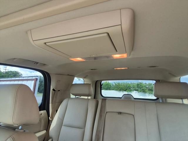 2007 Cadillac Escalade Standard