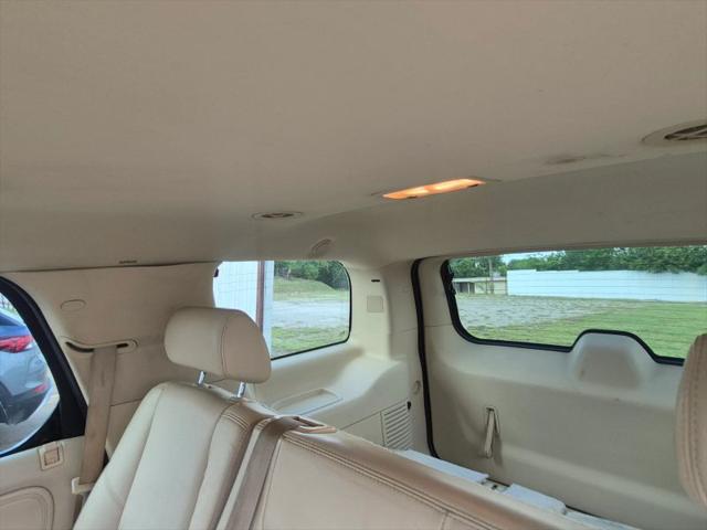 2007 Cadillac Escalade Standard