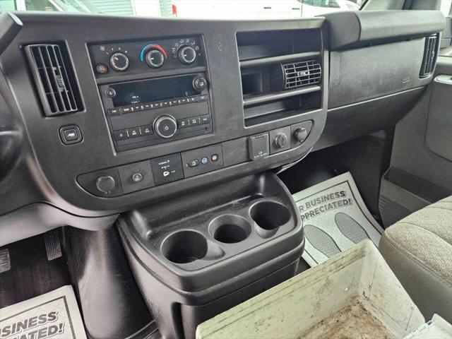 2020 GMC Savana Cargo RWD 3500 Extended Wheelbase Work Van