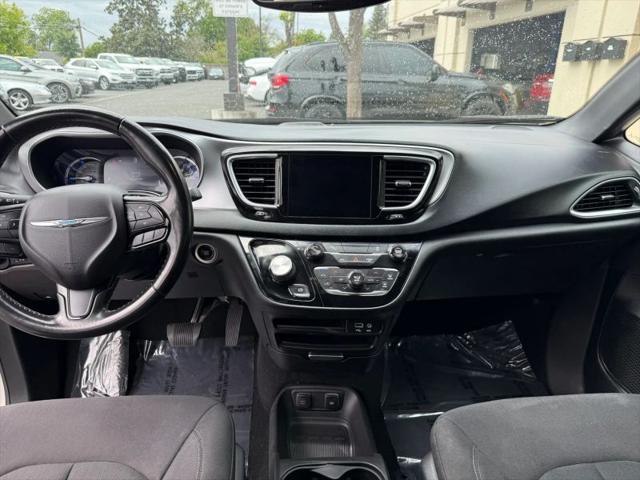 2019 Chrysler Pacifica Hybrid Touring Plus