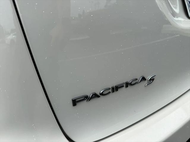 2019 Chrysler Pacifica Hybrid Touring Plus