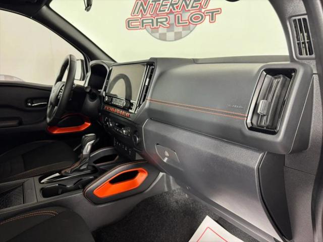 2025 Nissan Frontier Crew Cab PRO-4X 4x4