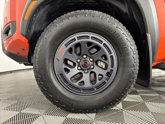 2025 Nissan Frontier Crew Cab PRO-4X 4x4