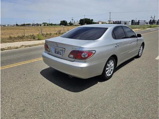 2004 Lexus ES 330 330
