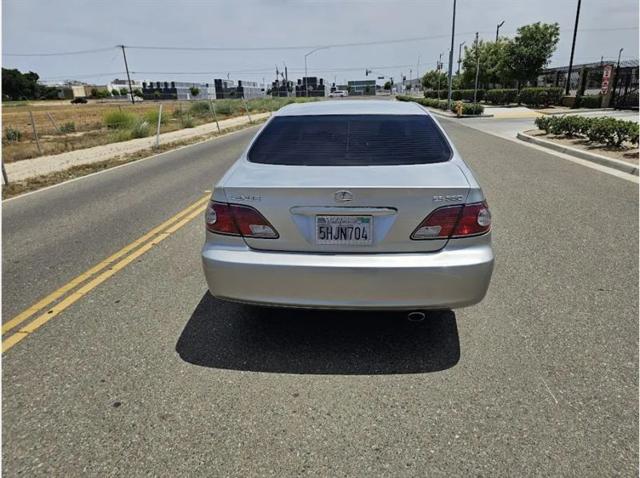 2004 Lexus ES 330 330