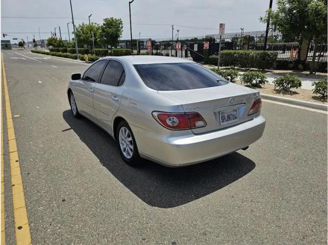 2004 Lexus ES 330 330