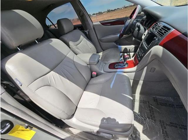 2004 Lexus ES 330 330