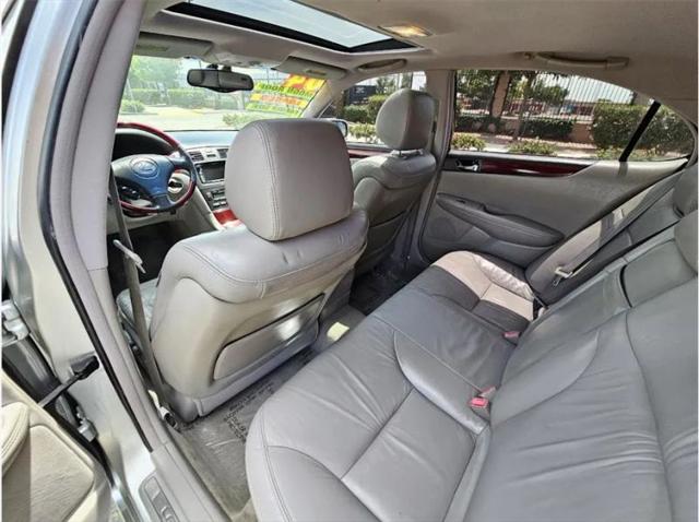 2004 Lexus ES 330 330