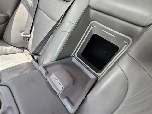 2004 Lexus ES 330 330