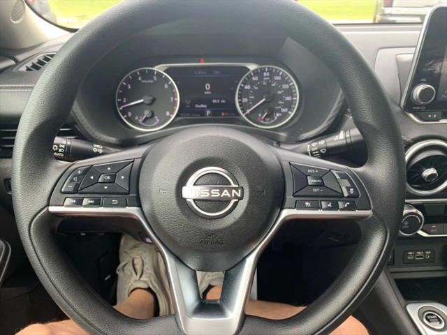 2024 Nissan Sentra SV Xtronic CVT