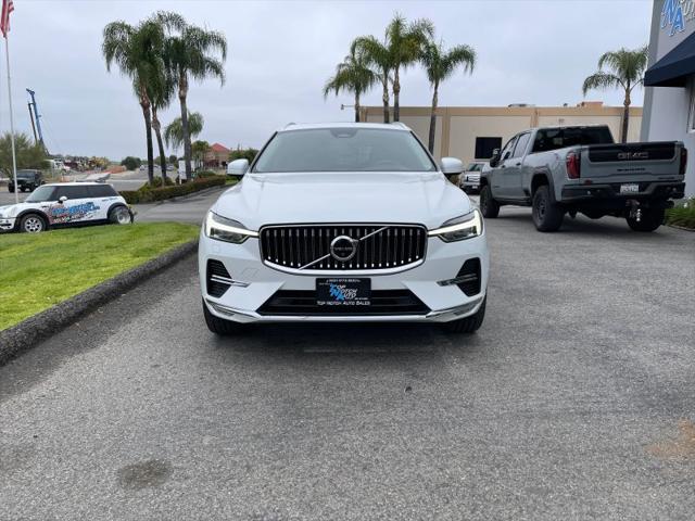 2023 Volvo XC60 B5 Ultimate Bright Theme