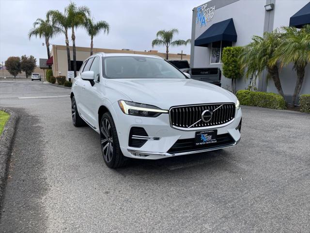 2023 Volvo XC60 B5 Ultimate Bright Theme