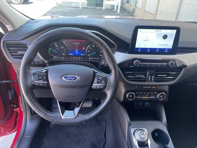 2021 Ford Escape SE Hybrid