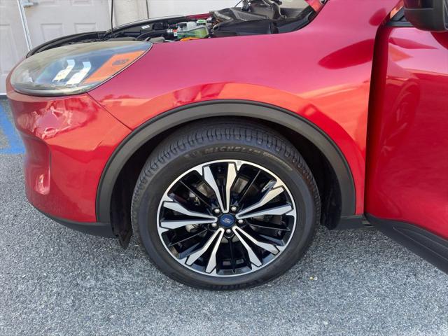 2021 Ford Escape SE Hybrid
