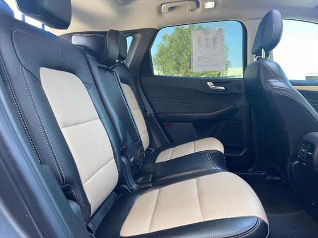 2021 Ford Escape Titanium Hybrid