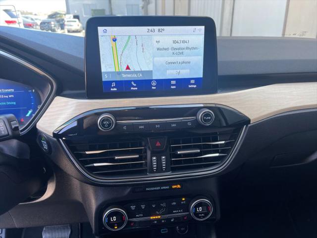 2021 Ford Escape Titanium Hybrid