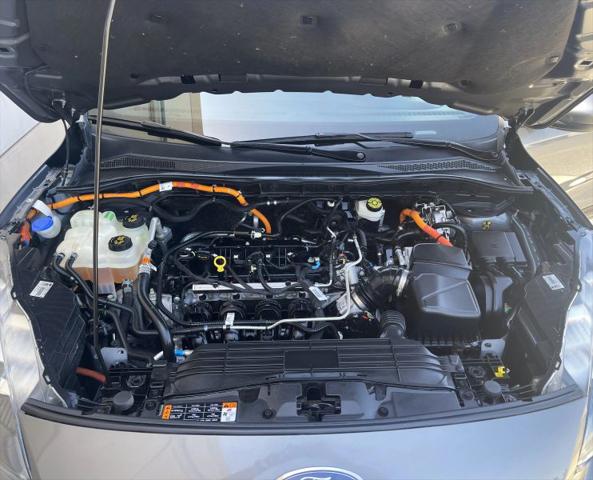 2021 Ford Escape Titanium Hybrid
