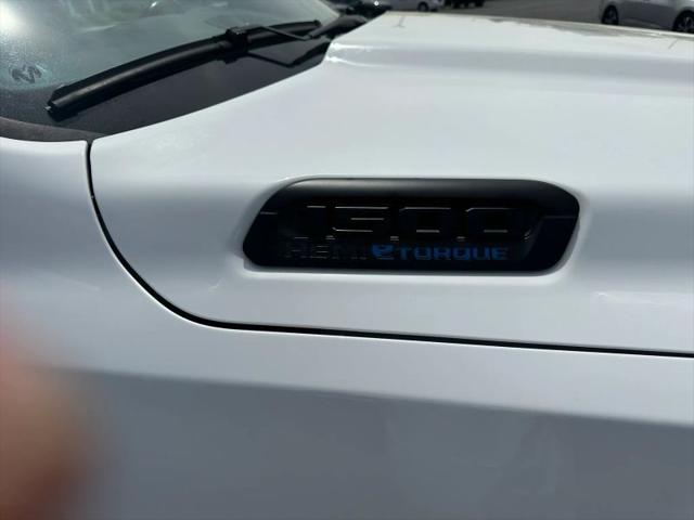 2021 Ram 1500 Big Horn Crew Cab 4x4 5'7" Box