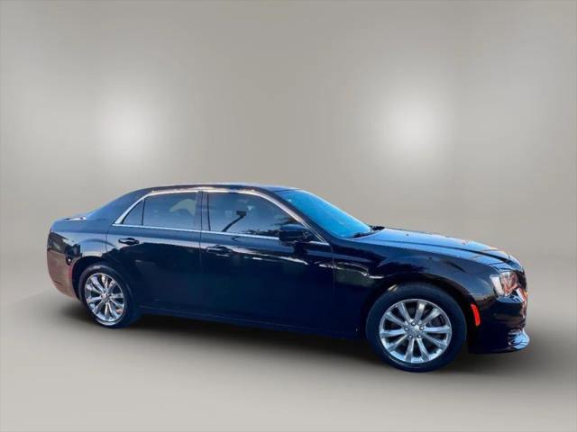 2018 Chrysler 300 Touring