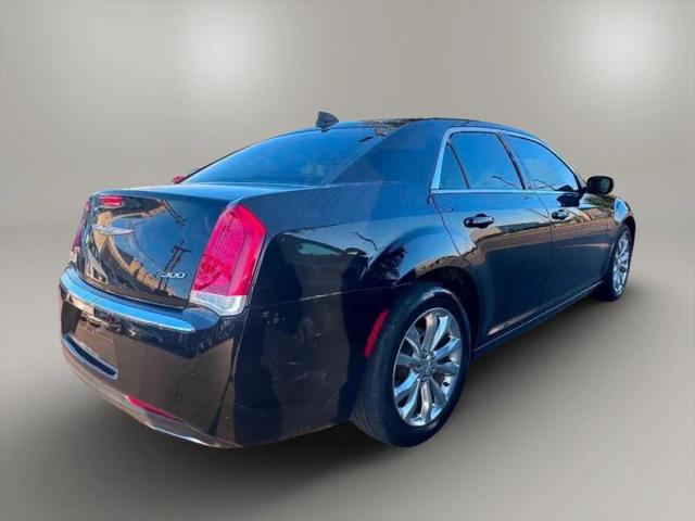 2018 Chrysler 300 Touring