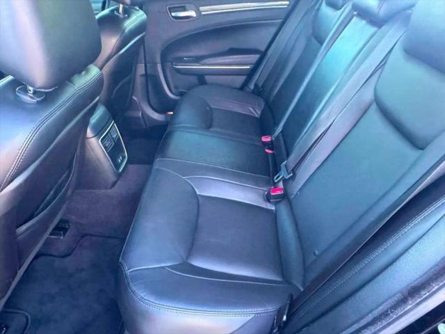2018 Chrysler 300 Touring