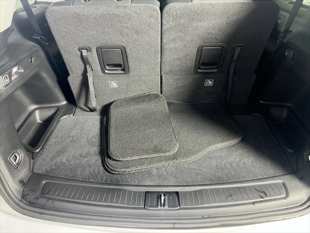 2023 Jeep Grand Cherokee L Laredo 4x4