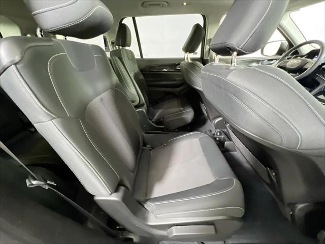 2023 Jeep Grand Cherokee L Laredo 4x4