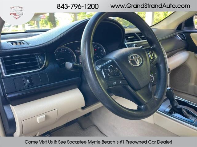 2017 Toyota Camry LE